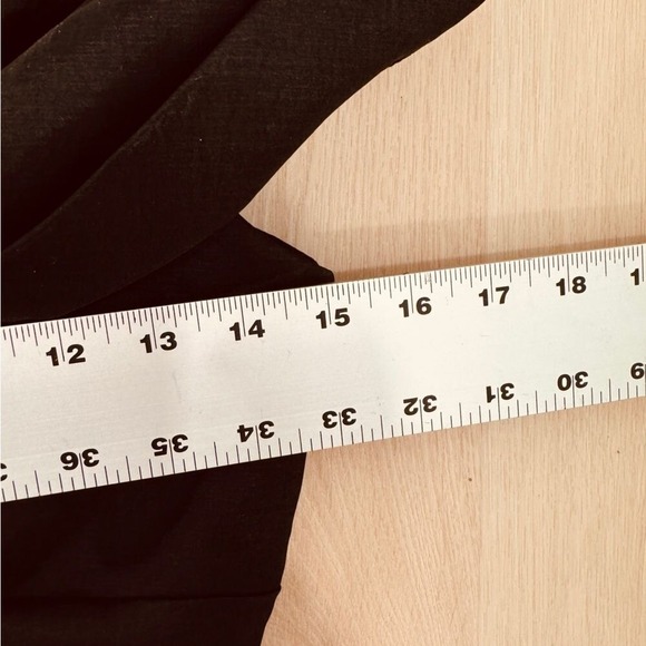 Xscape Black Off-Shoulder Ruched Mermaid Ball Gown Women Sz 10 Satin Old Money‎ - Picture 12 of 12